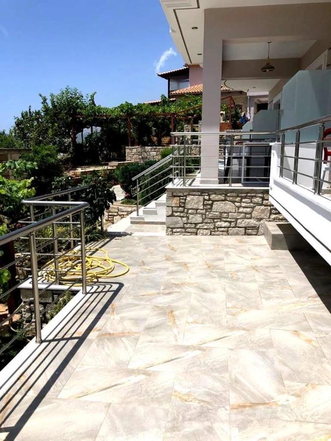 Spyridoula'S Guest House Himare Eksteriør bilde