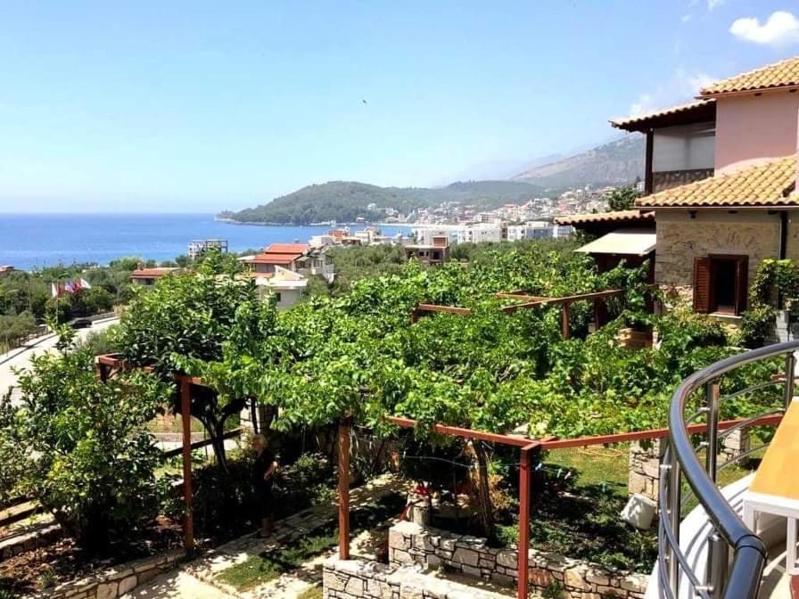 Spyridoula'S Guest House Himare Eksteriør bilde
