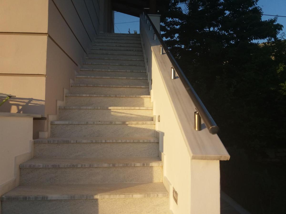Spyridoula'S Guest House Himare Eksteriør bilde