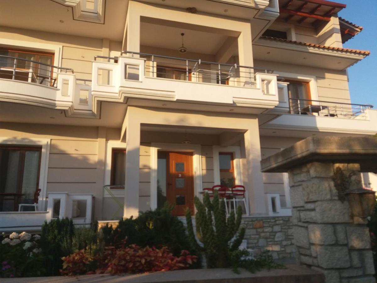 Spyridoula'S Guest House Himare Eksteriør bilde